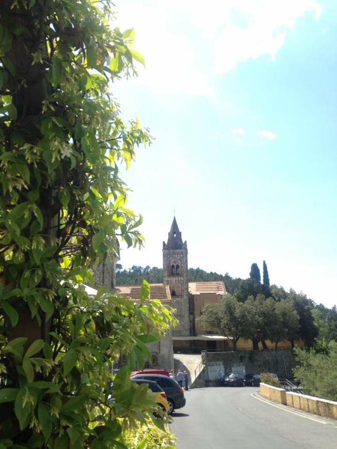 Albergo Ristorante Bergallo Tovo San Giacomo Exteriör bild