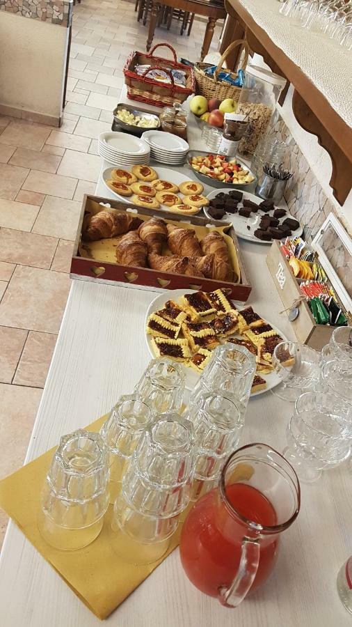 Albergo Ristorante Bergallo Tovo San Giacomo Exteriör bild